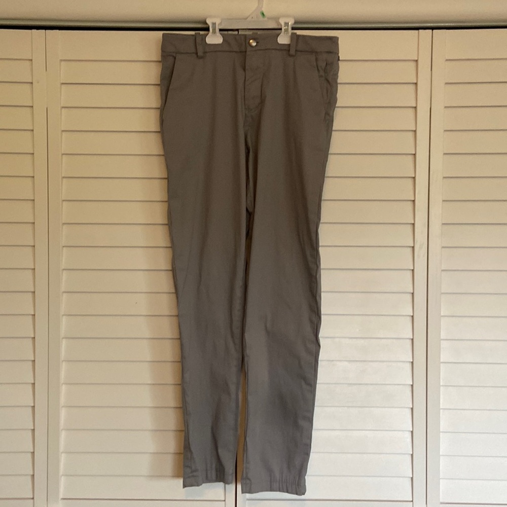 Lululemon Commission grey pants